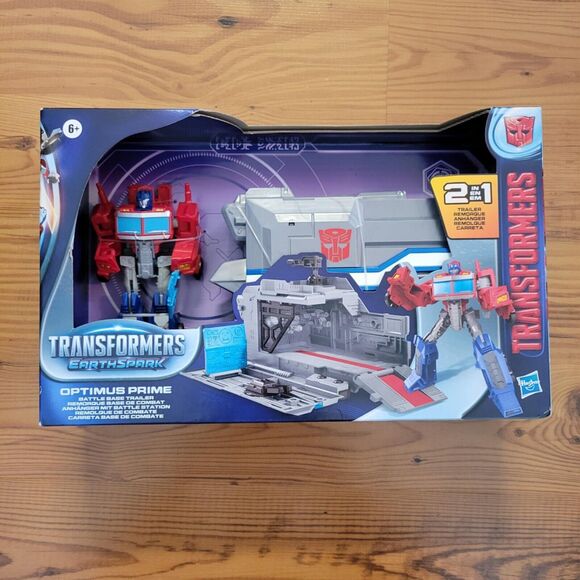 Transformers EarthSpark Optimus Prime & Battle Base Trailer 2in1 (Sealed) NIB - Picture 1 of 6